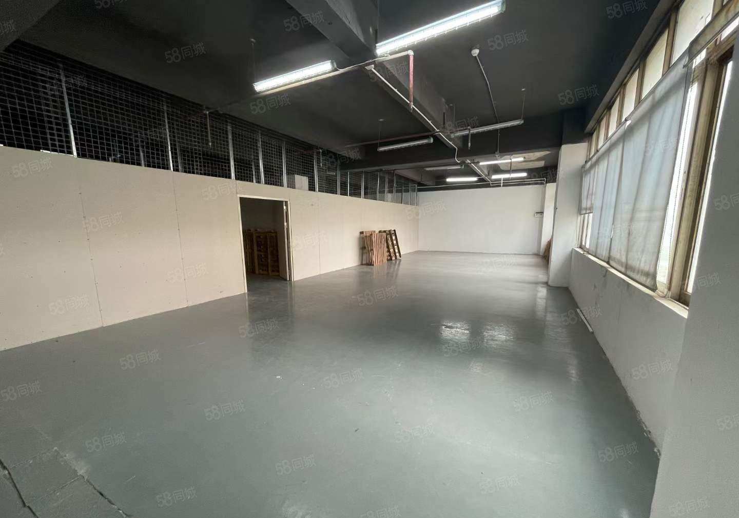 车公庙特价仓库125平方9500元 地铁20米 适合各类仓库