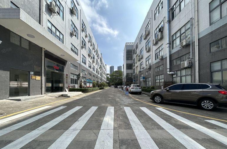 东莞凤岗原房东工业园10000平独栋厂房出租1000平起分租