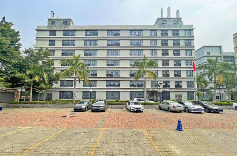 南山整栋 独门独院厂房4875平方  园区形象好