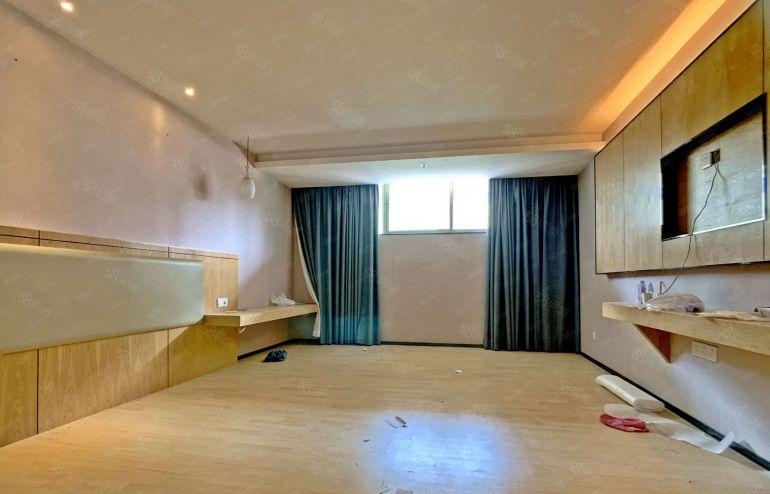 南山科技园北区 一楼面积500平复试 有上下水 独立卫生间