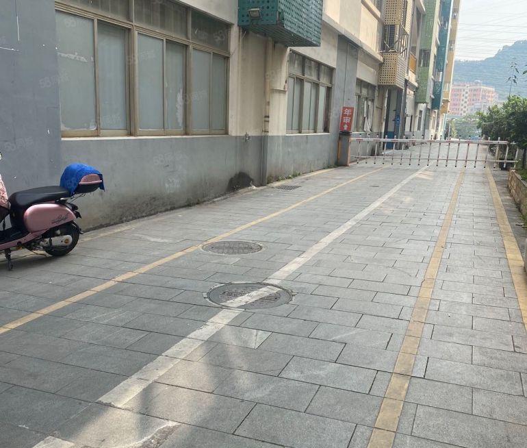 （原房东出租）南山西丽工业园一楼1300平，3年内不递增