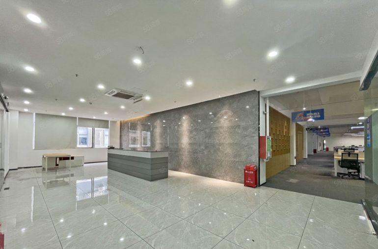 西丽大学城 整层精装厂房 2200平  带全套家私