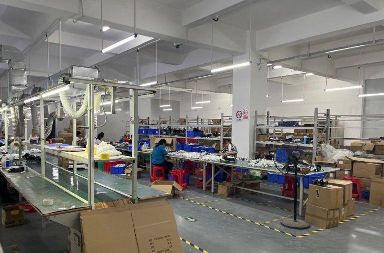 诚邀电子产品公司分租