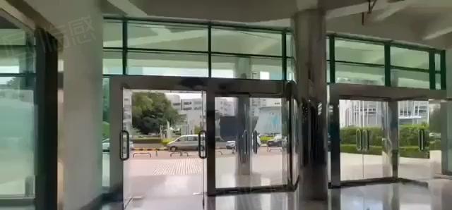 高新技术产业园 1000平65元每平 有上下水 地铁口