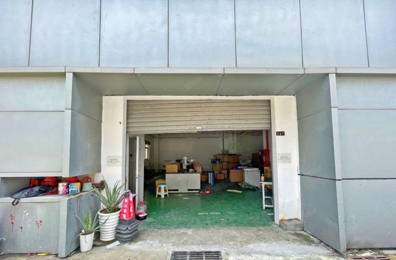 南山西丽珠光一楼315平方，层高5米 行业不限