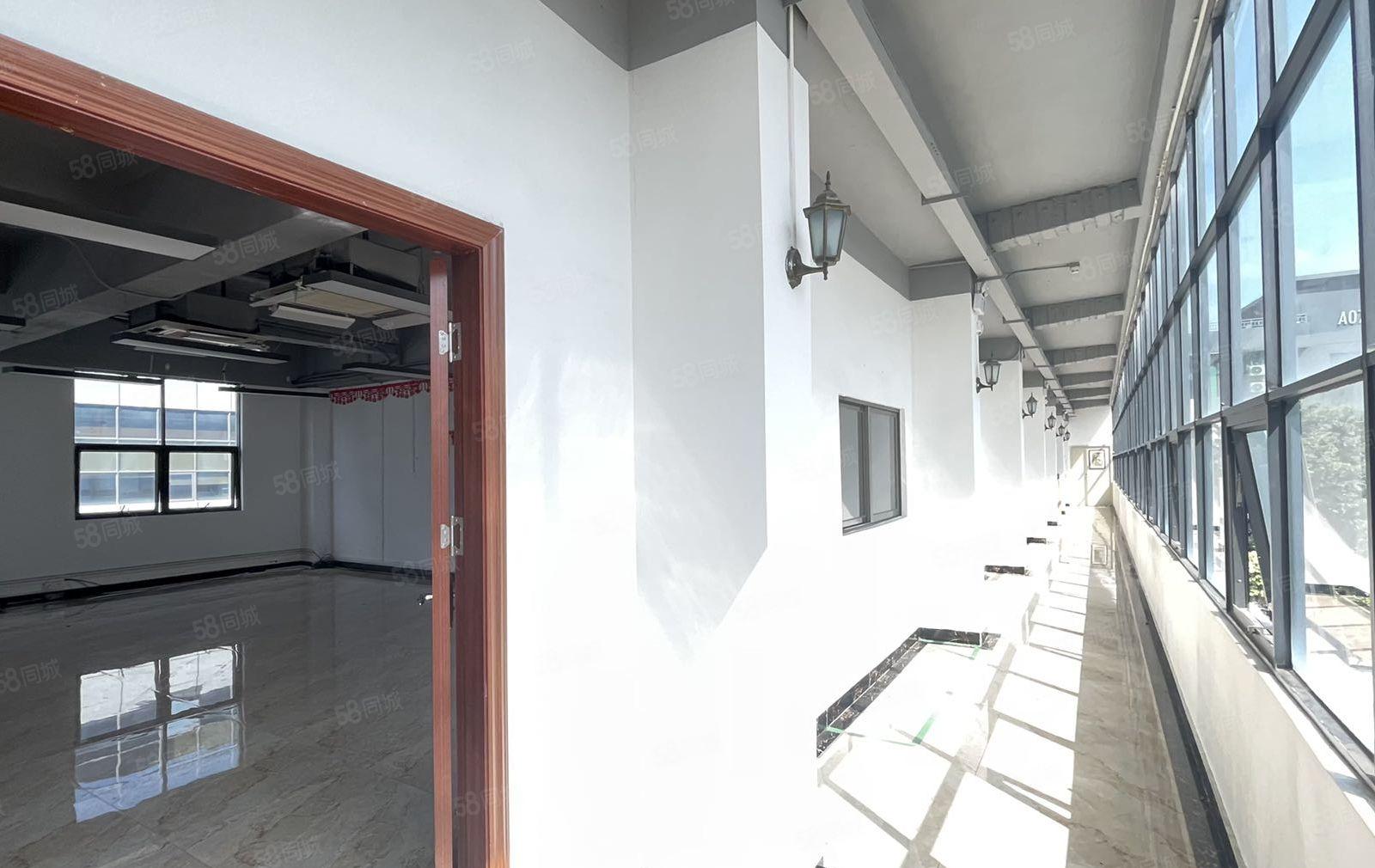 南山西丽南山智园附近单层1和3楼750平办公研发带装修出租