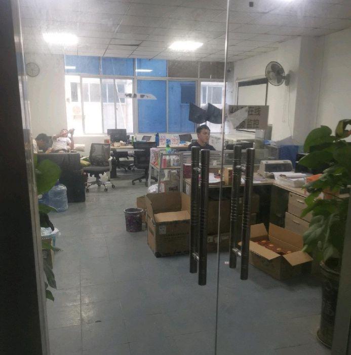 厂房为470平方 本身主要做仓储用 有带个办公室