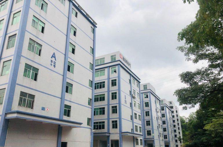 坂田厂房出租300至5000平大小面积都有，适合各行各业