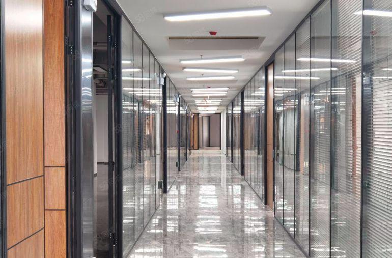 南山西丽留仙洞产业基地办公，研发400平精装修，即租即用