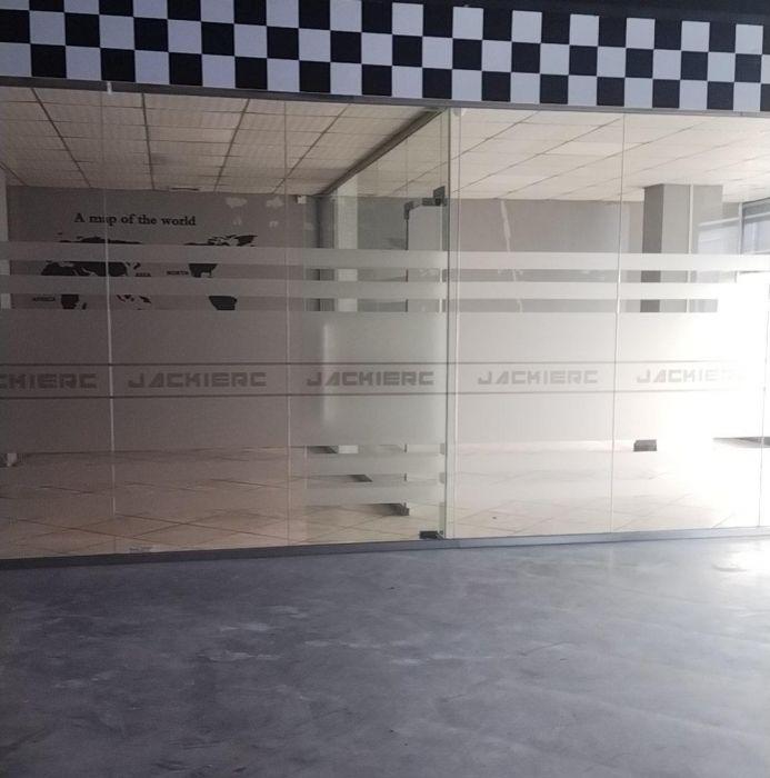 免租2个月！特价精装写字楼150平方3000