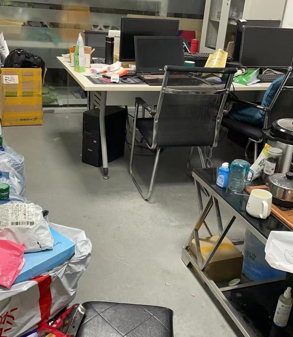 国道旁，独院厂房，进出方便