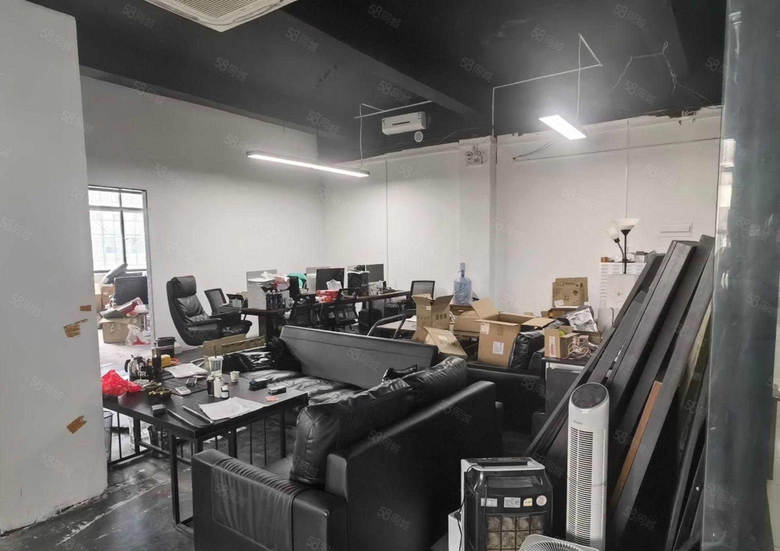 科技园中区，厂房出租，348平米，可以定制装修