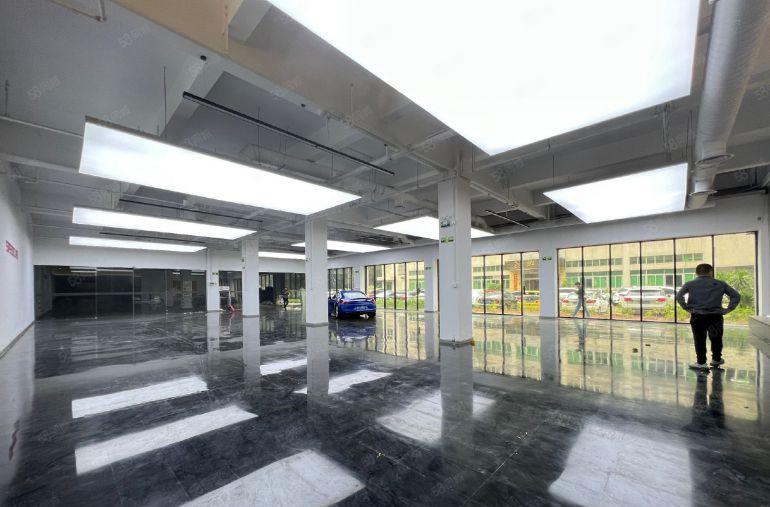 一手直租 南山科技园侨城坊层高6米 一楼1400平汽修4S店