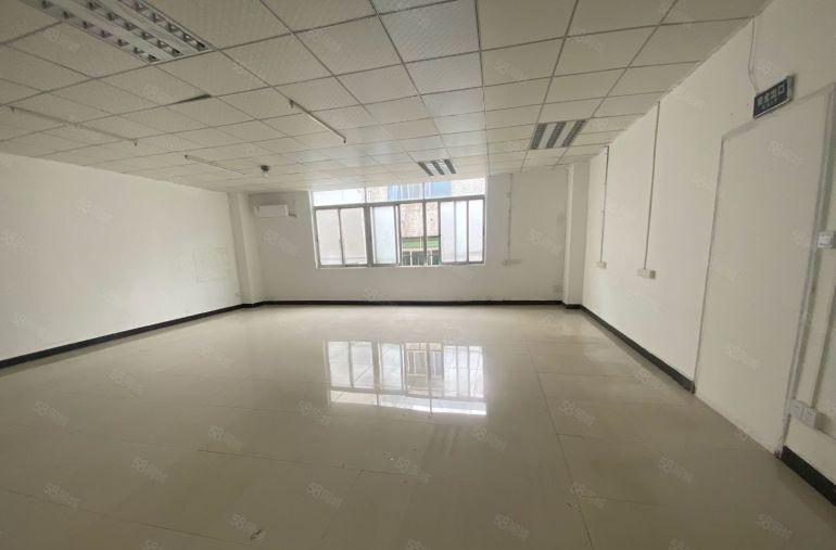 南山西丽地铁站小面积135平200平300平办公仓库水电齐全