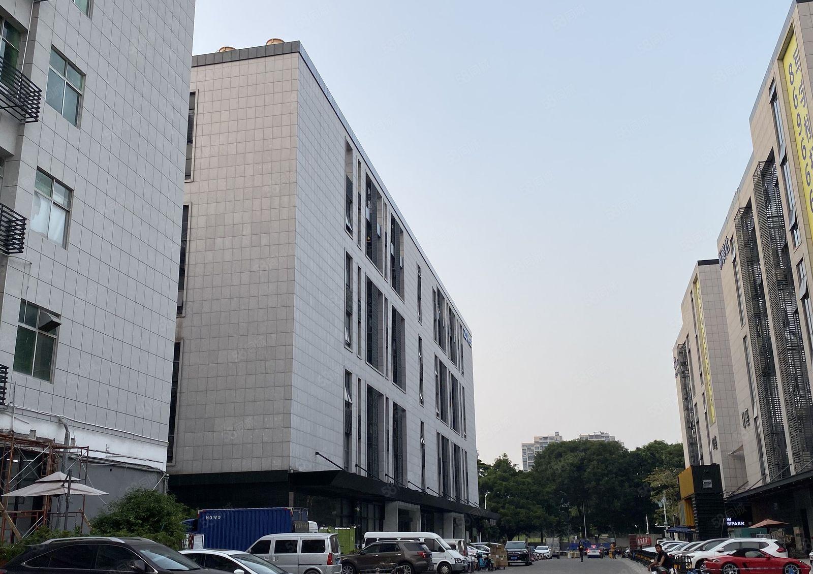 南山西丽城产业园400平带装修适合办公，电商研发