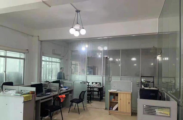 出租龙岗宝龙吓坑办公室仓库宿舍房东直租