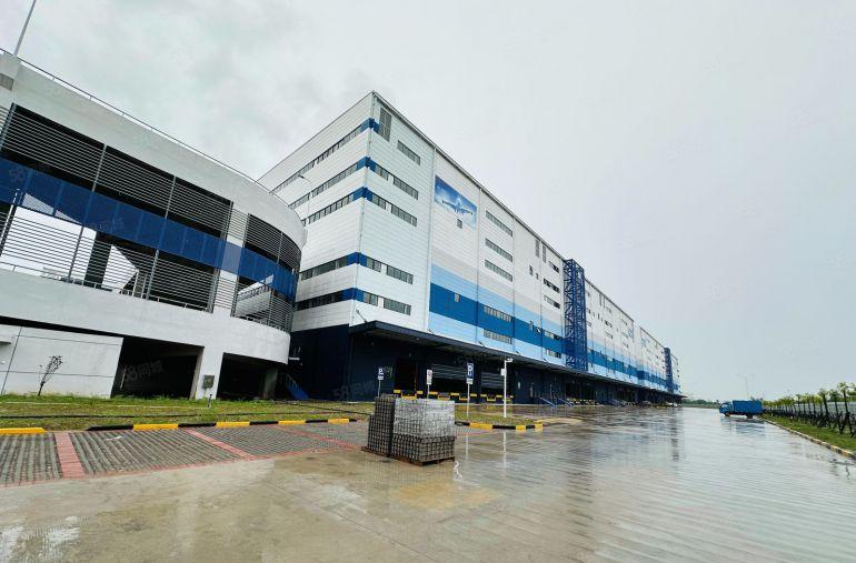 1000平起凤岗层高9米物流仓坡道仓出租配卸货平台可进拖头车