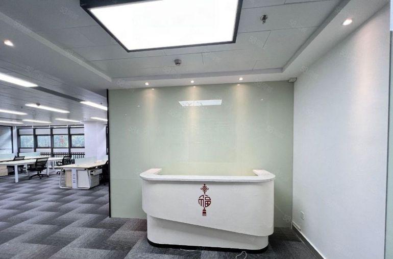 一手直租红本南山科技园办公室460平带家具双面采光仅需38起