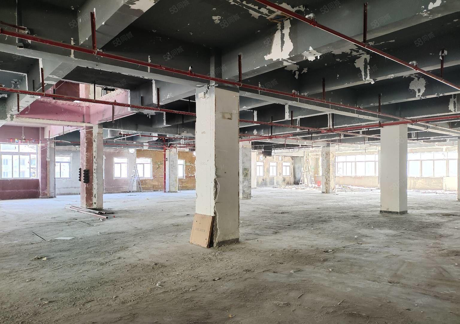 东角头地铁物业1800平方3600平方适合影视传媒网红直播