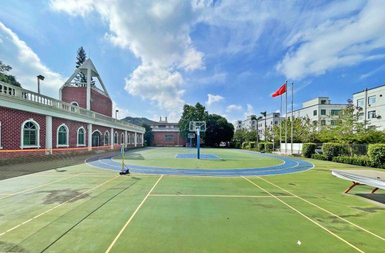 南山 独门独院5686平方 带超大空地 行业不限