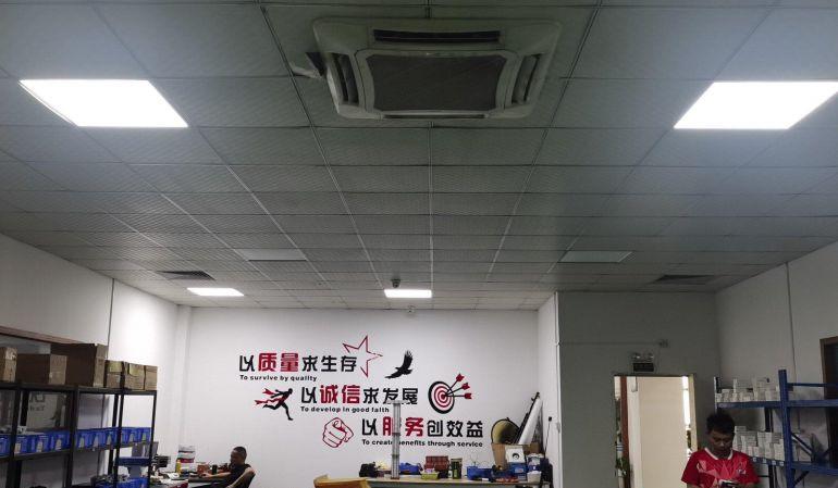 出租宝安福永凤凰山下厂房