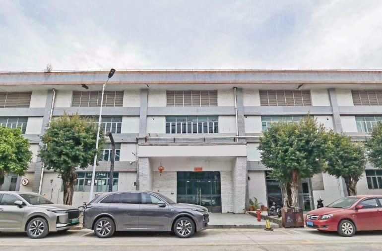 西丽13号线地铁站 新出一二楼复式连层3086平 创意园区