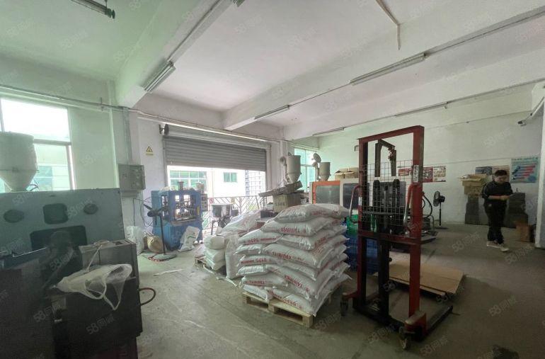 厂房出租福永塘尾3楼1000现成装修无转让费有吊机口