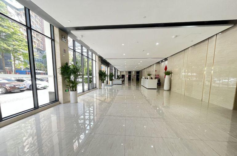 福田八卦岭地铁口工业园1300平办公研发仓库出租！现成装修