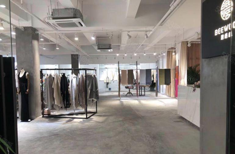 蛇口医院附近 一楼有1800平米物业出租 可分租 公司物业