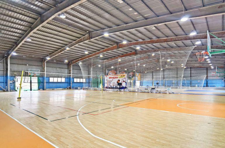 南山西丽 新出单一层8米高钢结构 现成篮球场2600平方