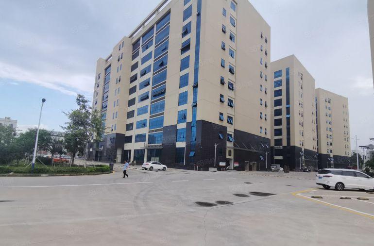 300平起租深圳周边凤岗工业区2000平标准厂房出租仓库招租