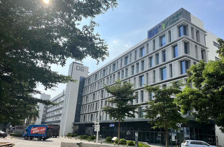 西丽南岗第二工业园2352平36元平玻璃幕墙厂房