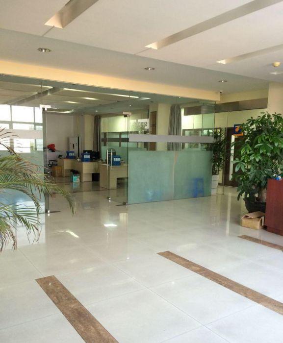 非中介！可分租！地铁口花园式厂房