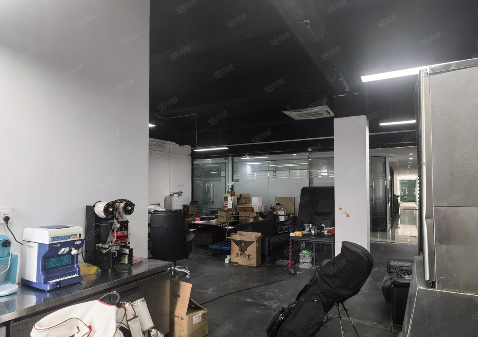 科技园中区，厂房出租，348平米，可以定制装修