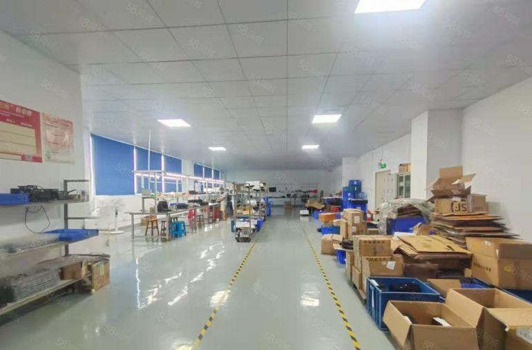 西乡鹤州，恒丰大型工业园楼上650平带现成装修厂房，拎包生产