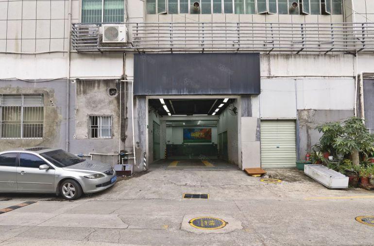 大学城350平一楼新出 层高5米 可做商铺使用（行业不限）