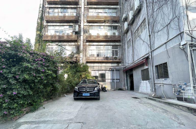 南油蛇口一楼层高6米适合服装仓库物流配送等行业特价