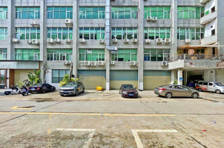 南头新出一楼400平方 可分租 行业不限