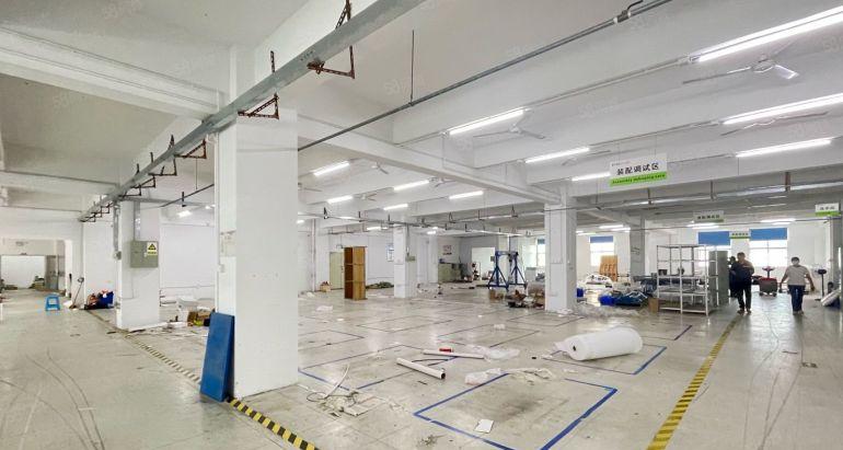 南山城一楼550平可做汽车 配 测试等行业