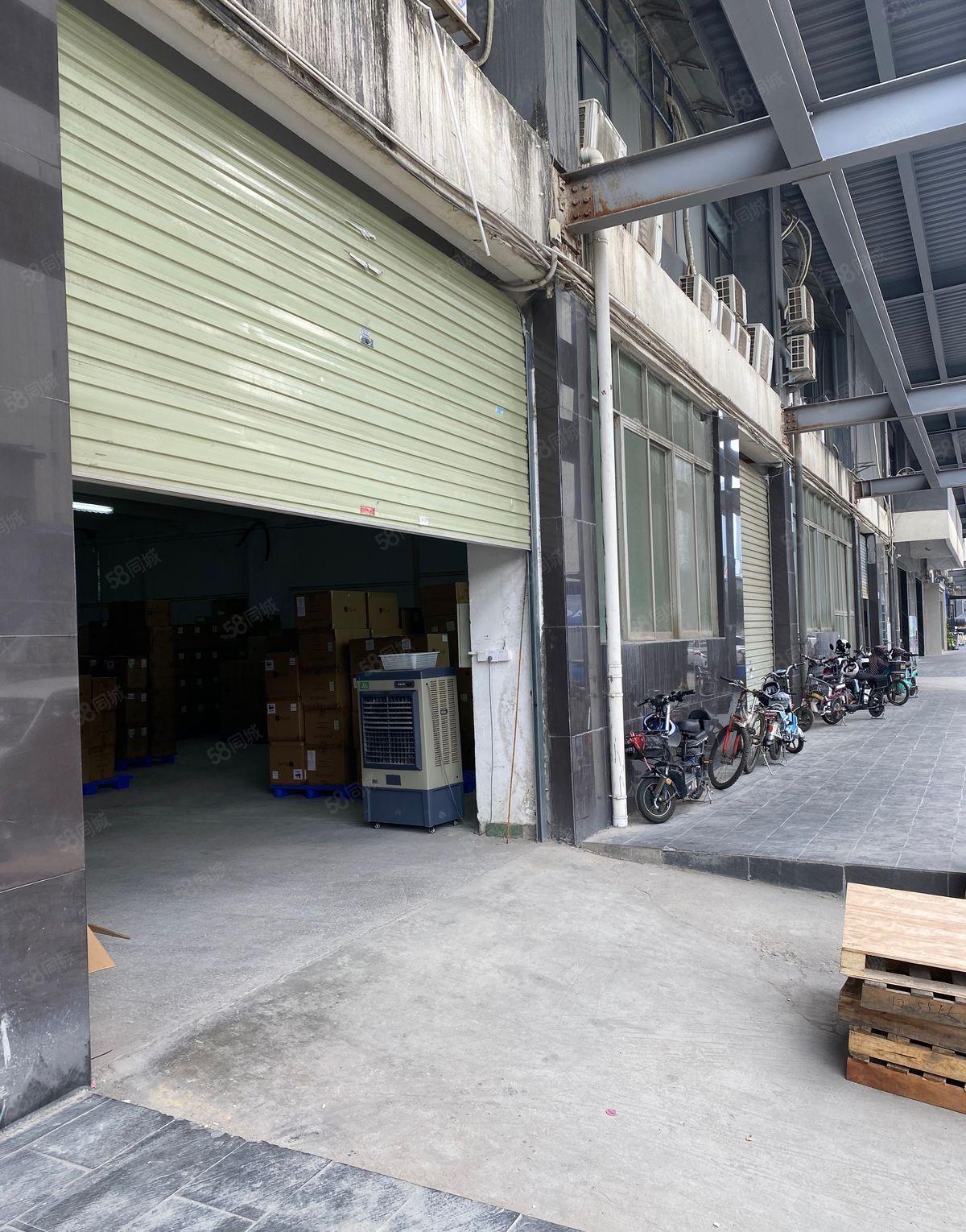 大学城地铁一楼980平可分层高5米 可进车 楼上180平起租