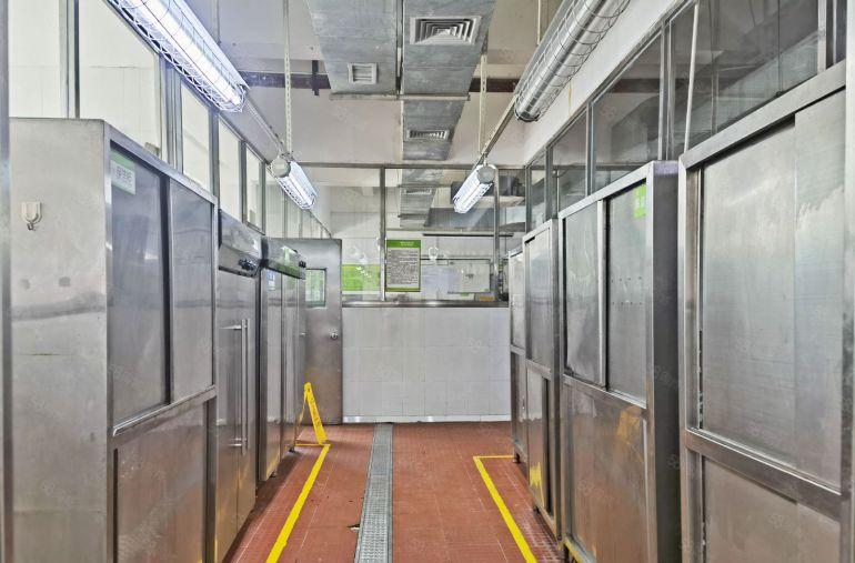 留仙大道1600平现成一楼中央厨房出租 楼上分租89平起