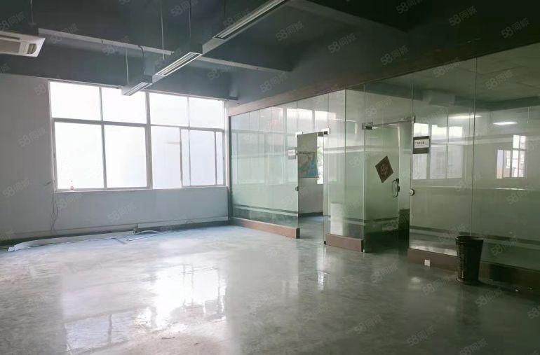 龙华大浪新出独门独院5000平厂房出租，周边人流量大易招工