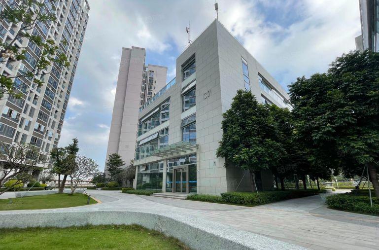 企业独栋地铁口2100平独栋办公厂房出租带装修