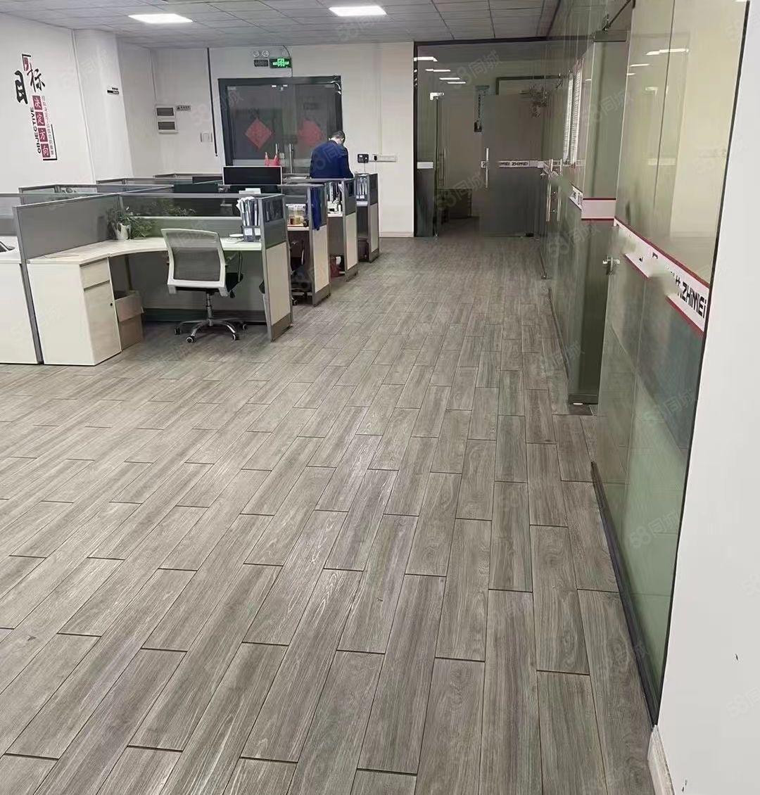 凤岗五联新出二楼750平厂房出租带精装修水电齐全可办环评可分