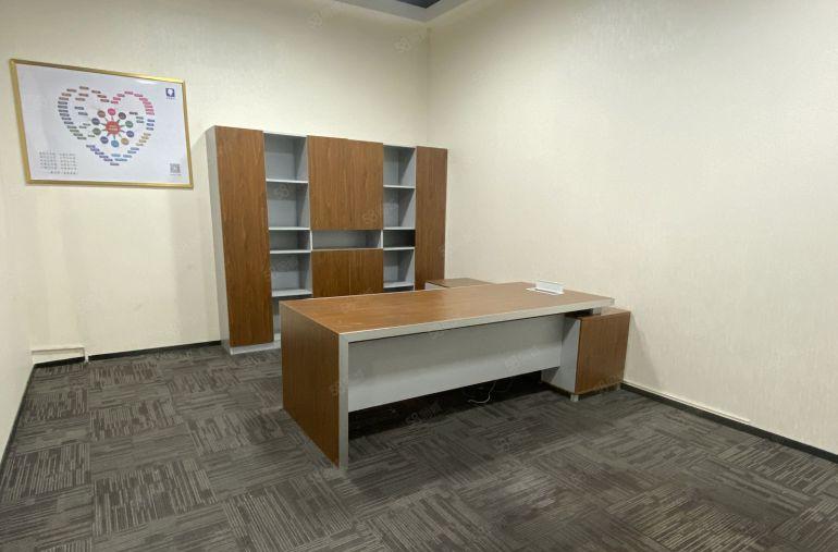 南山精装大小面积均有 免租期长 业主直租 价格便宜