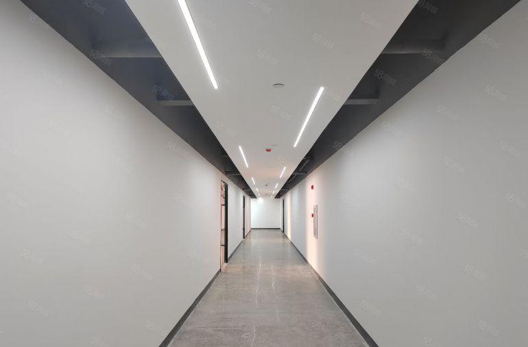 一楼厂房出租特价盐田地铁口沙头角保税区200至2000平