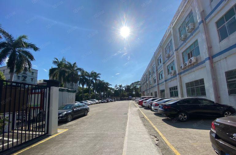 一楼精选厂房低价仓库办公室大小面积分租园区空地大交通便利