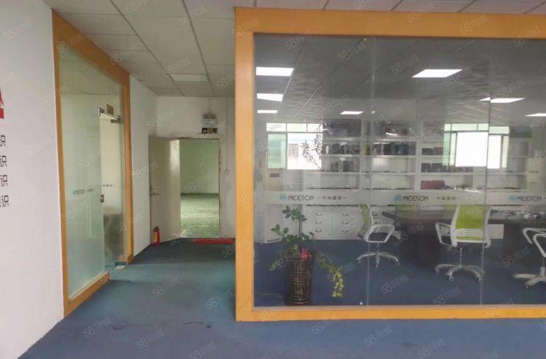 横岗六约地铁口原房东红本2000平厂房出租分租带装修可办环评