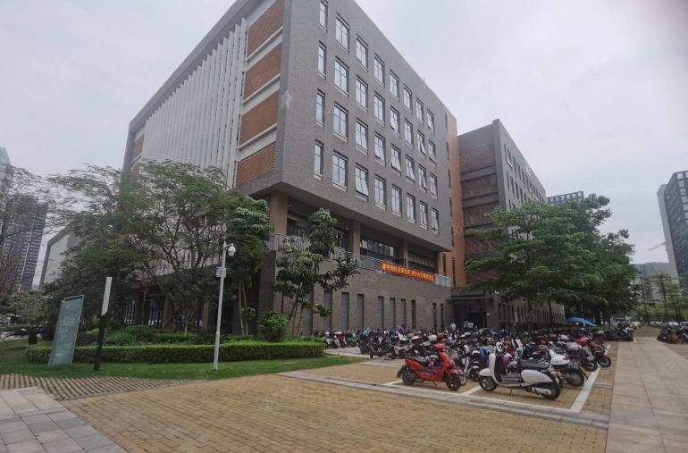 南山区大冲科技医疗电子200平起租厂房带两吨货梯