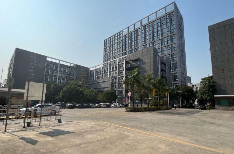 低价出租西丽地铁口红本园区精装修楼上整层1000平，实际面积